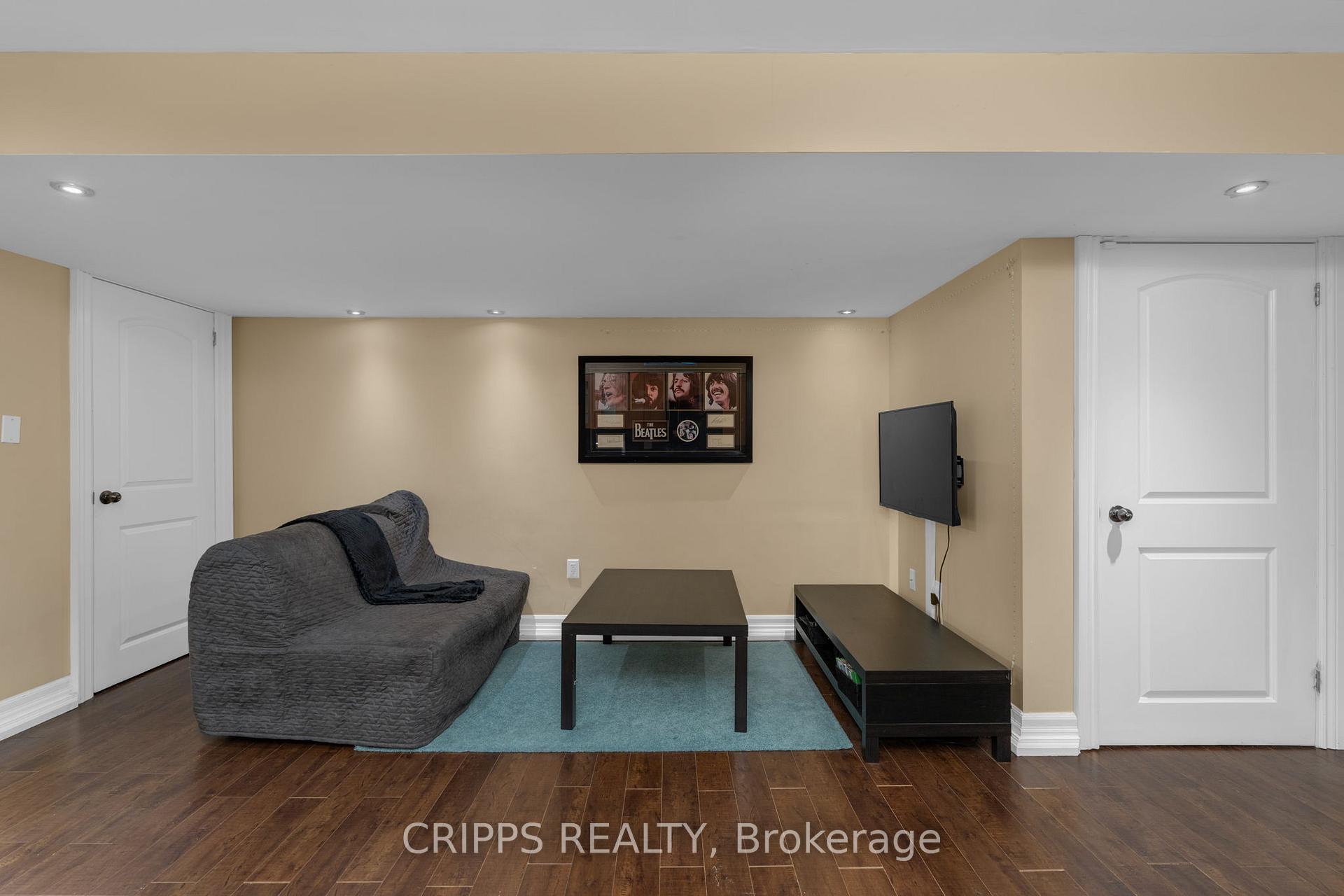 Photo 34 of 2 Spencer Drive, Barrie, Innis-Shore — HOMEH