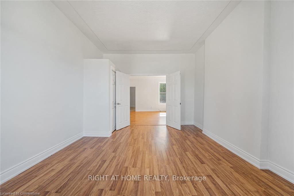 Photo 6 of 136 Macnab Street N, Hamilton, Central — HOMEH