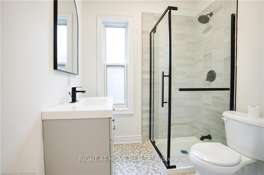 Photo 14 of 136 Macnab Street N, Hamilton, Central — HOMEH