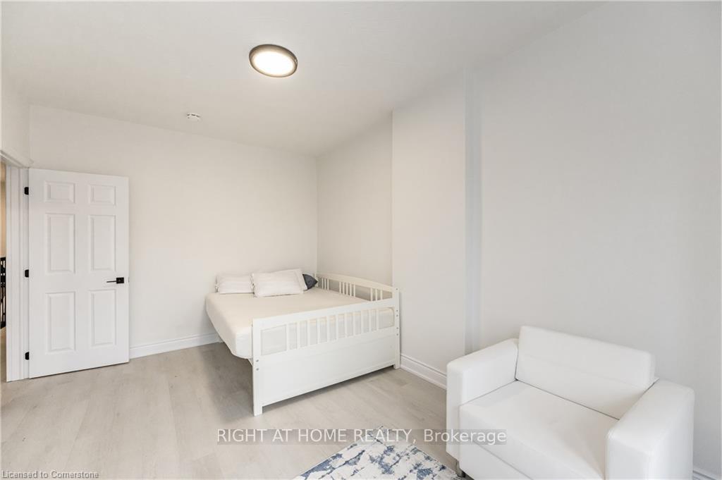 Photo 20 of 136 Macnab Street N, Hamilton, Central — HOMEH
