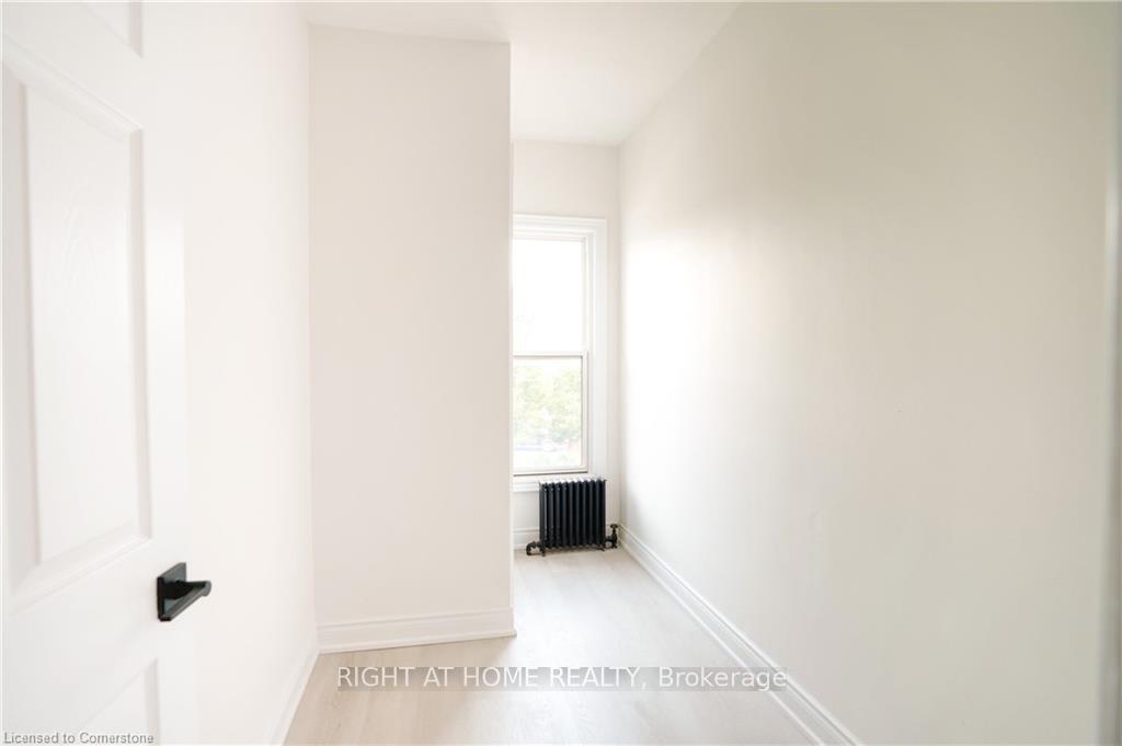 Photo 21 of 136 Macnab Street N, Hamilton, Central — HOMEH