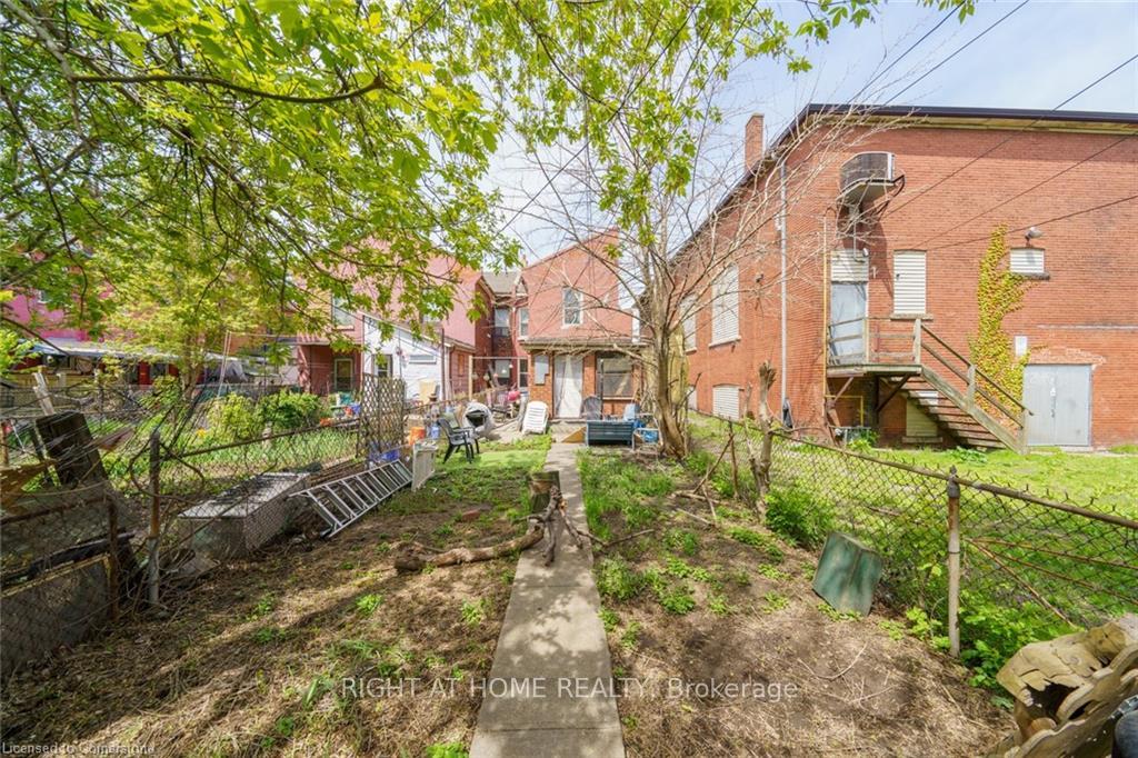 Photo 24 of 136 Macnab Street N, Hamilton, Central — HOMEH
