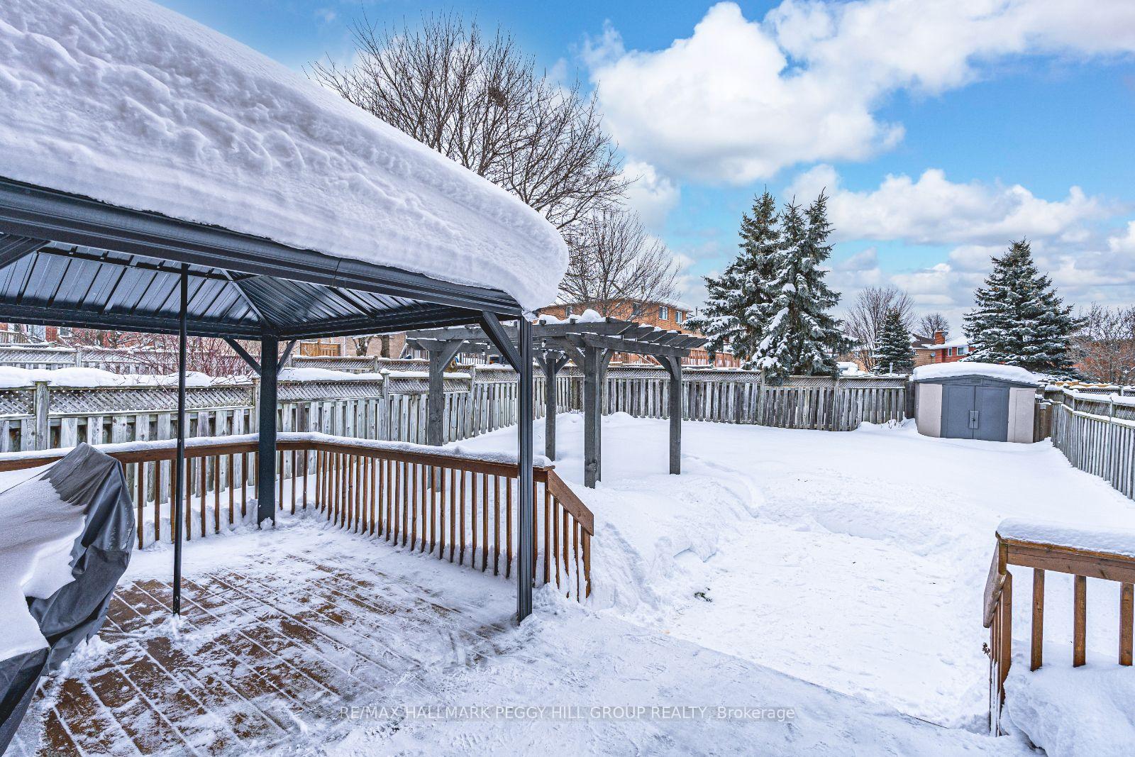 Photo 15 of 8 Laidlaw Drive, Barrie, West Bayfield — HOMEH