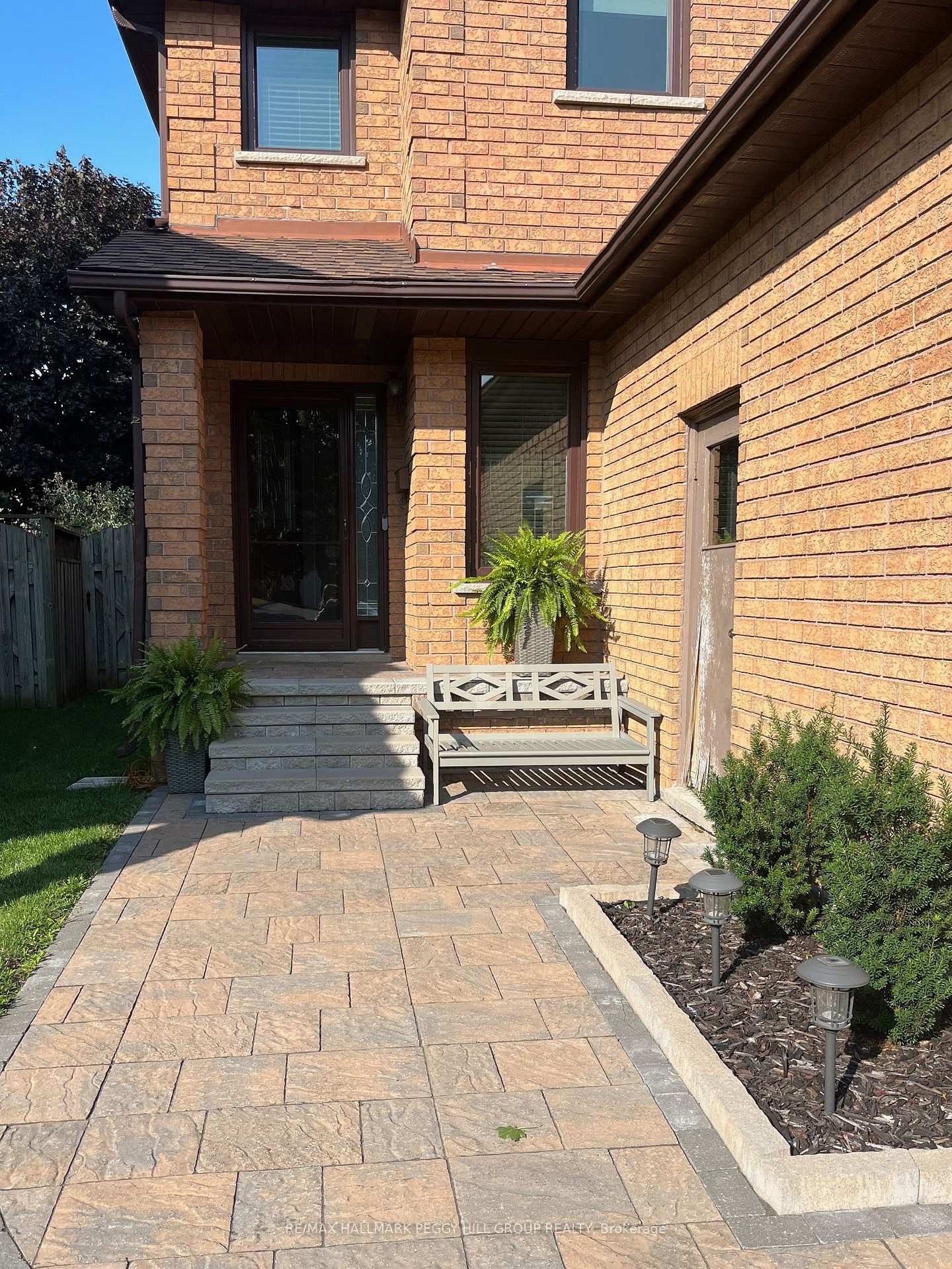 Photo 19 of 8 Laidlaw Drive, Barrie, West Bayfield — HOMEH