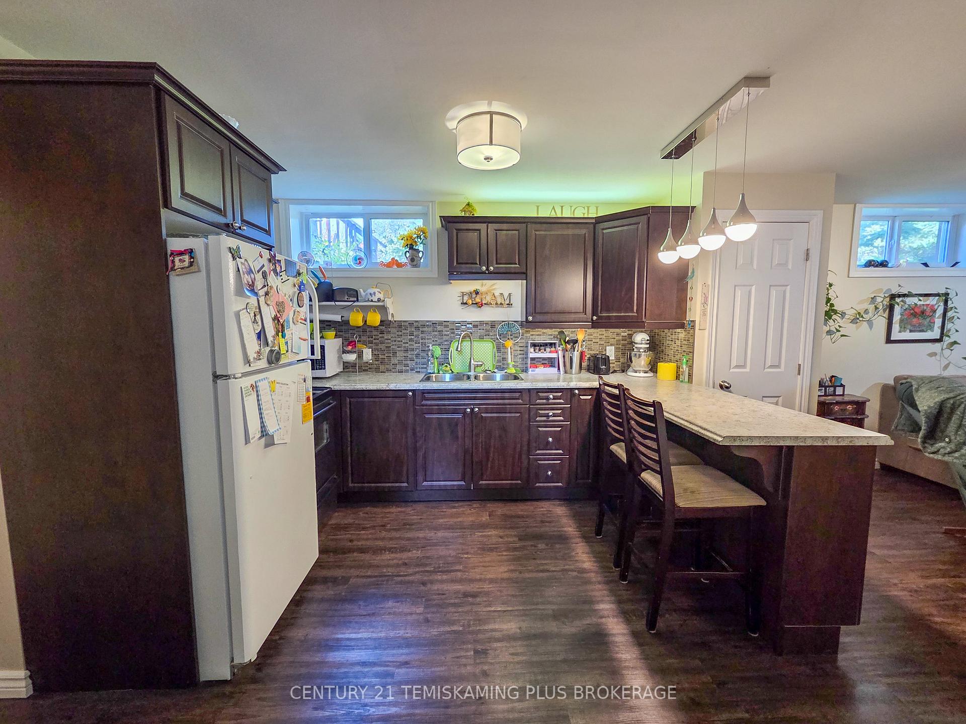 Photo 18 of 47 Eighth Avenue, Englehart — HOMEH