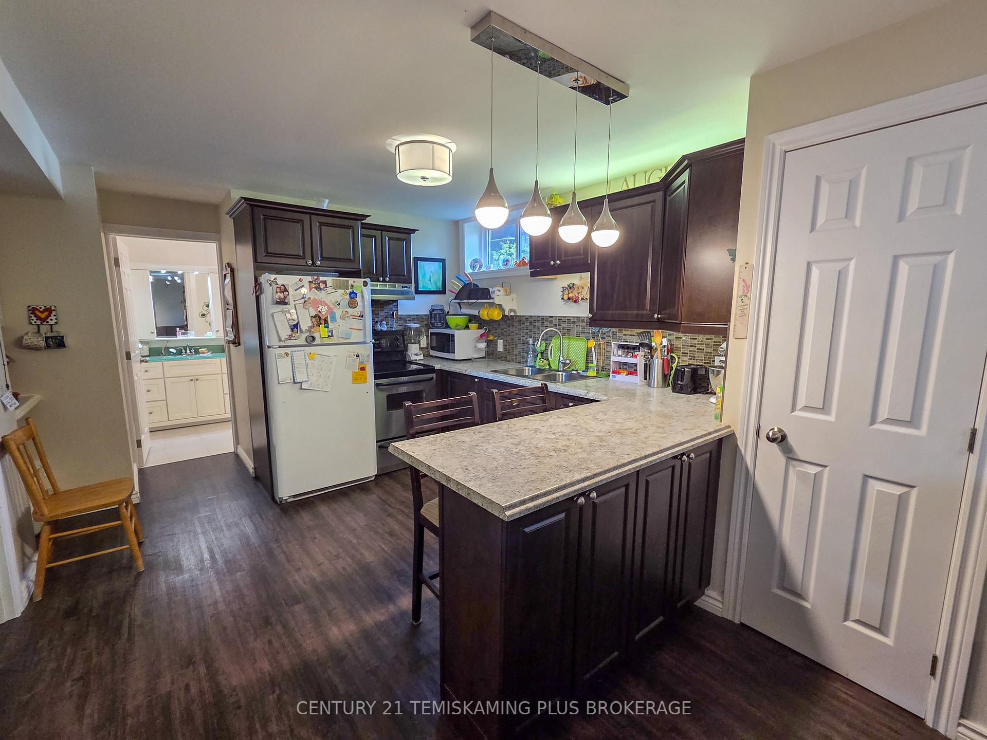 Photo 19 of 47 Eighth Avenue, Englehart — HOMEH