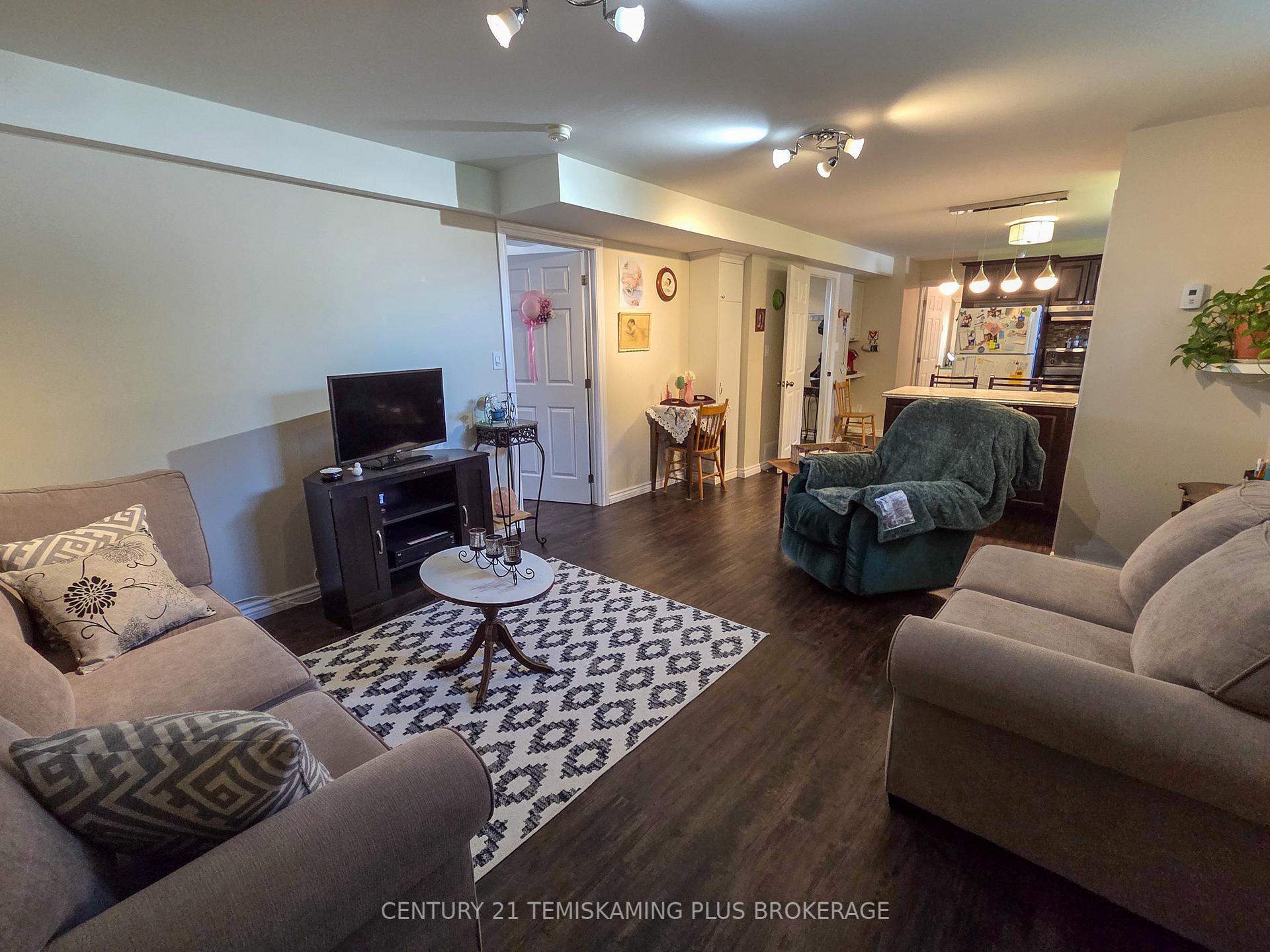 Photo 23 of 47 Eighth Avenue, Englehart — HOMEH