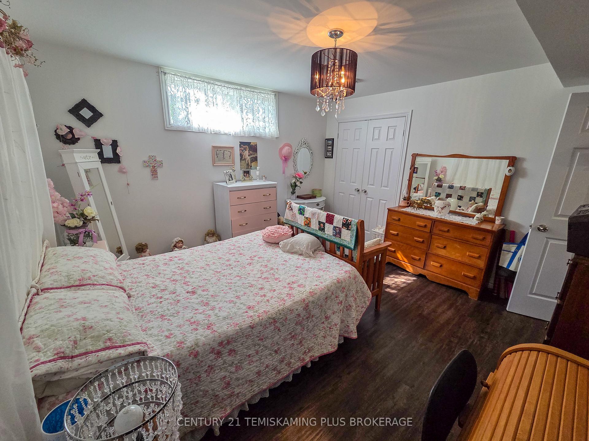 Photo 27 of 47 Eighth Avenue, Englehart — HOMEH