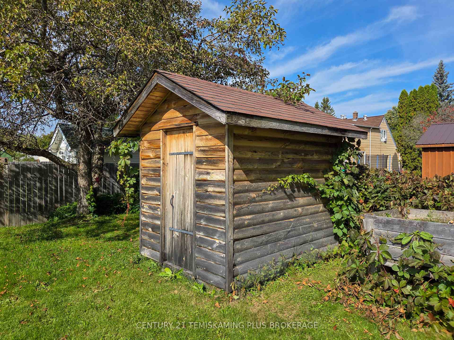 Photo 34 of 47 Eighth Avenue, Englehart — HOMEH