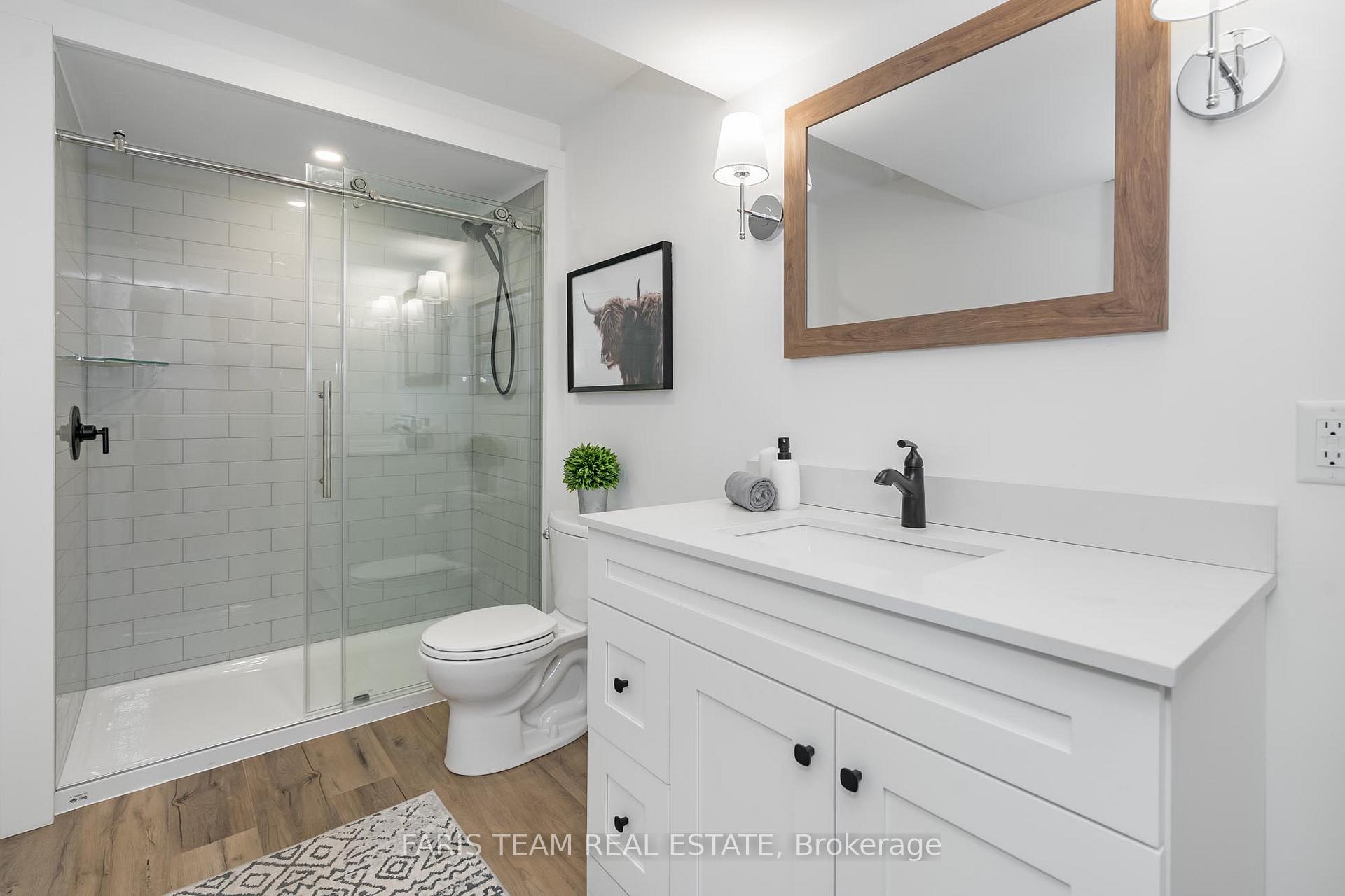 Photo 20 of 126 Sandringham Drive, Barrie, Innis-Shore — HOMEH