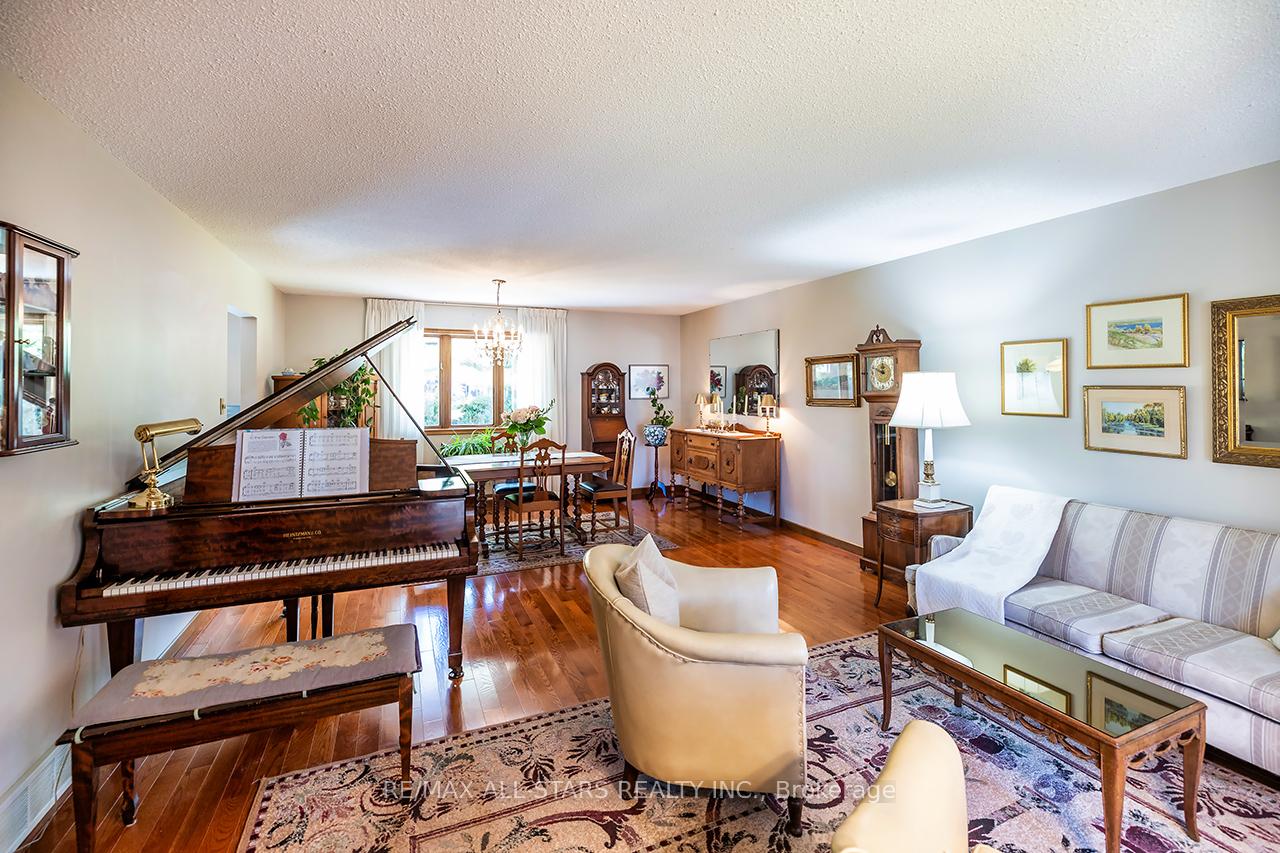 Photo 8 of 14 Windor Court, Brock, Cannington — HOMEH