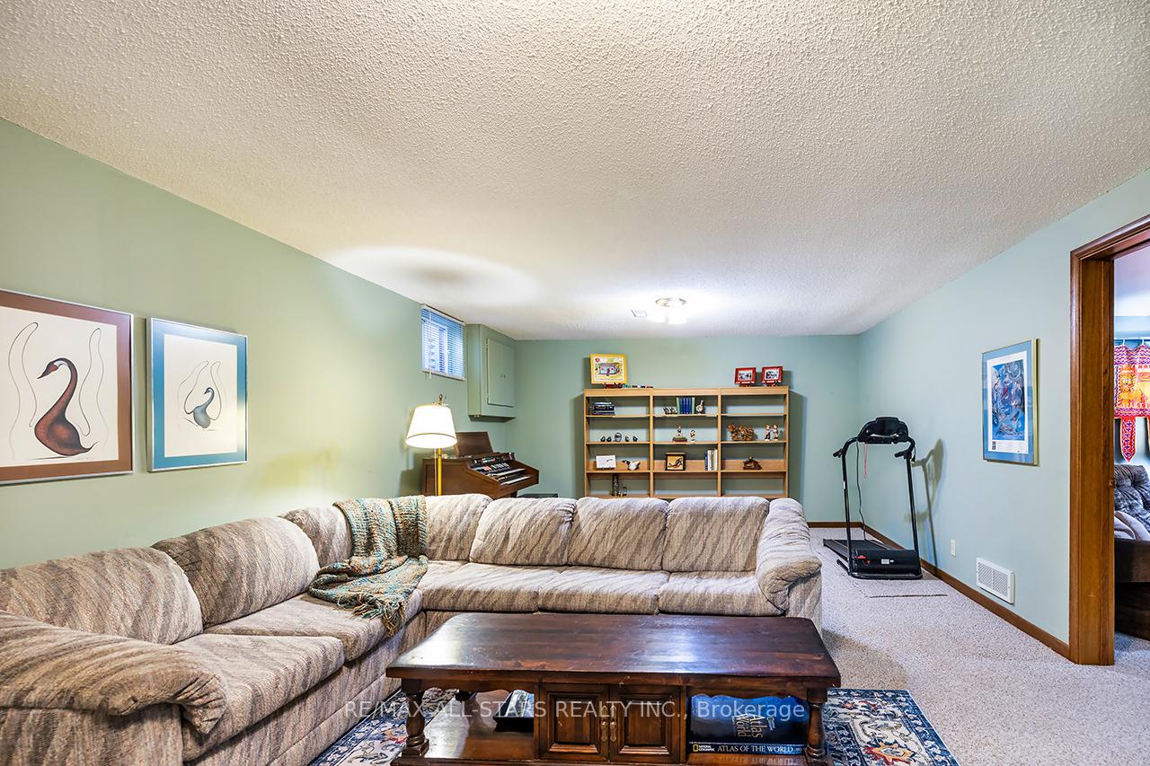 Photo 26 of 14 Windor Court, Brock, Cannington — HOMEH