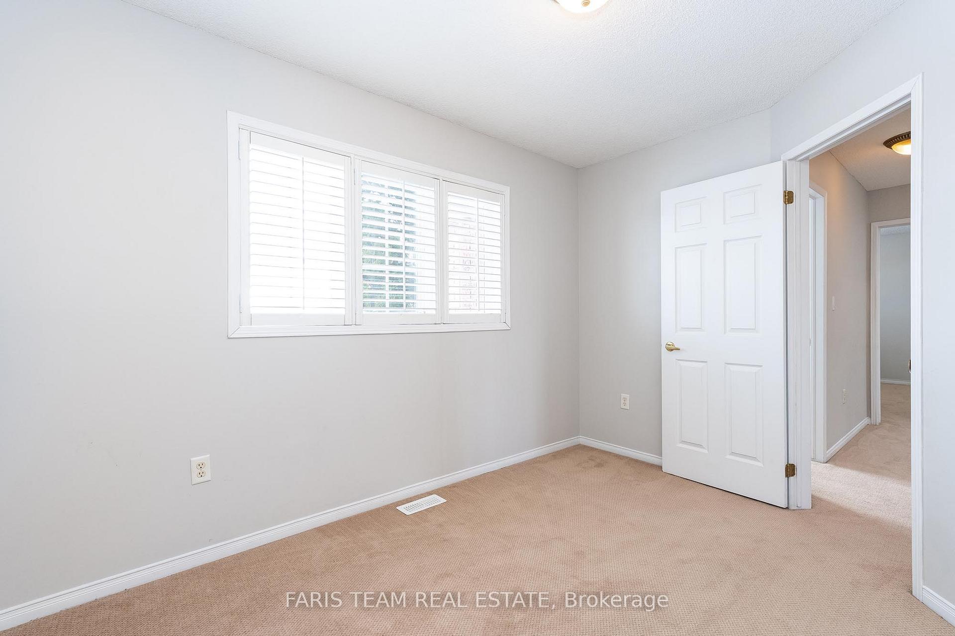 Photo 12 of 8 Farmstead Crescent, Barrie, Holly — HOMEH