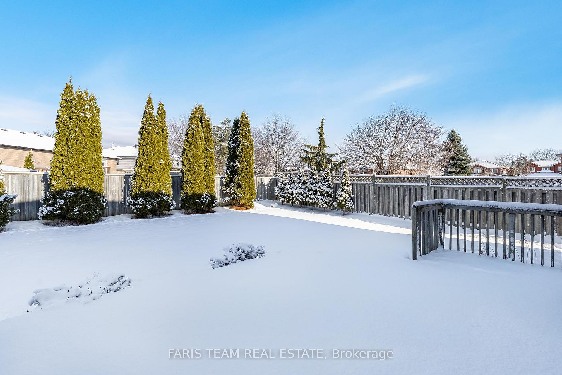 Photo 17 of 8 Farmstead Crescent, Barrie, Holly — HOMEH