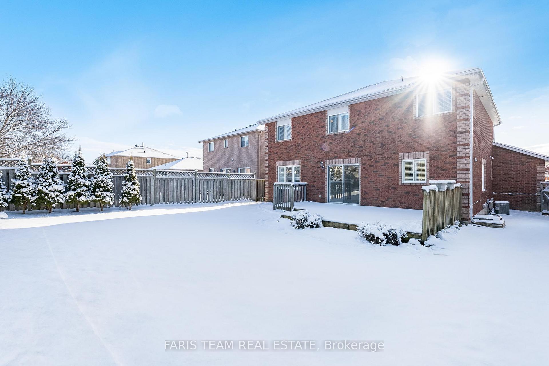 Photo 18 of 8 Farmstead Crescent, Barrie, Holly — HOMEH