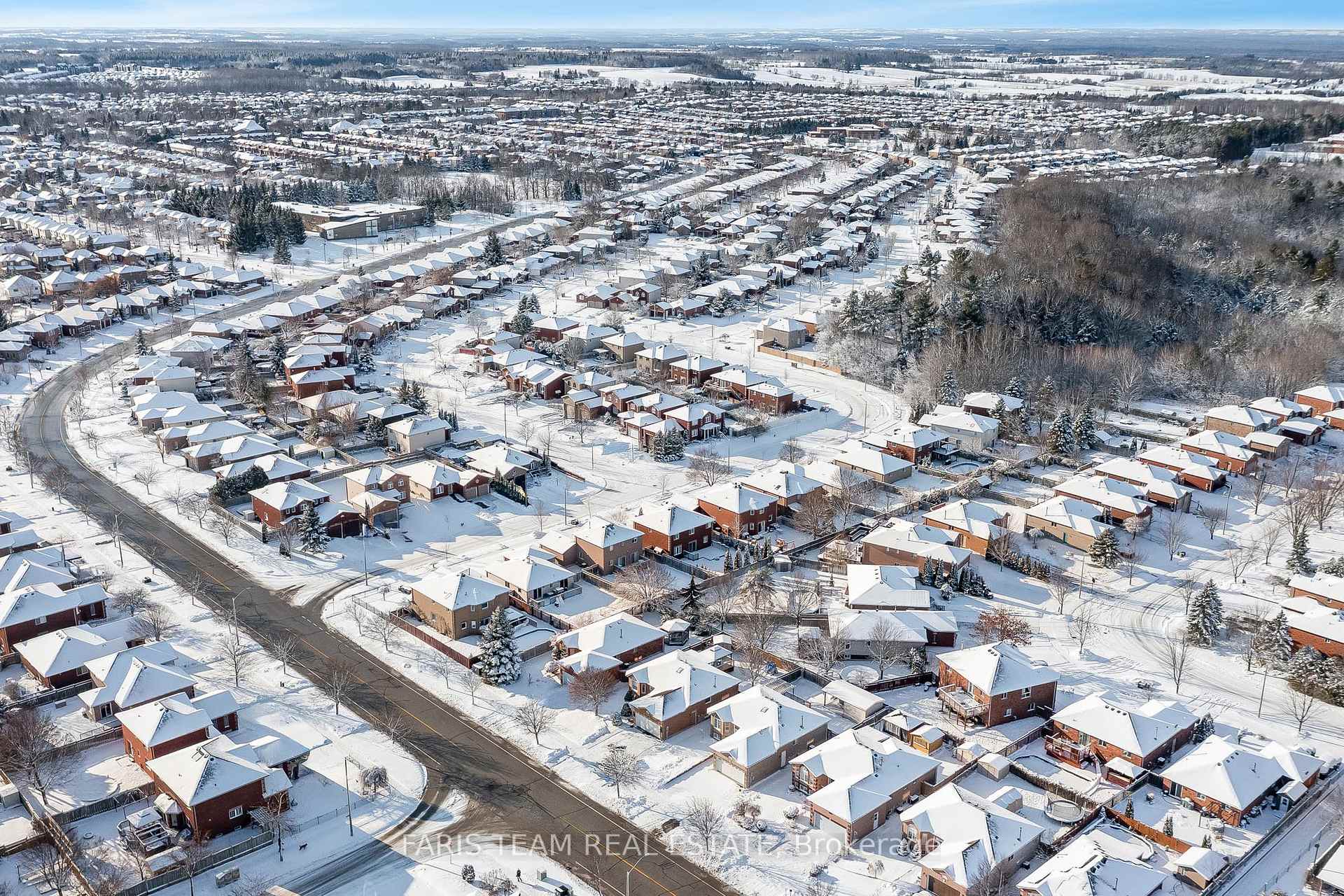 Photo 20 of 8 Farmstead Crescent, Barrie, Holly — HOMEH