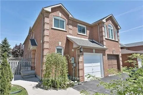 Photo 1 of Unit upper, 102 Lent Crescent, Brampton, Fletcher's West — HOMEH