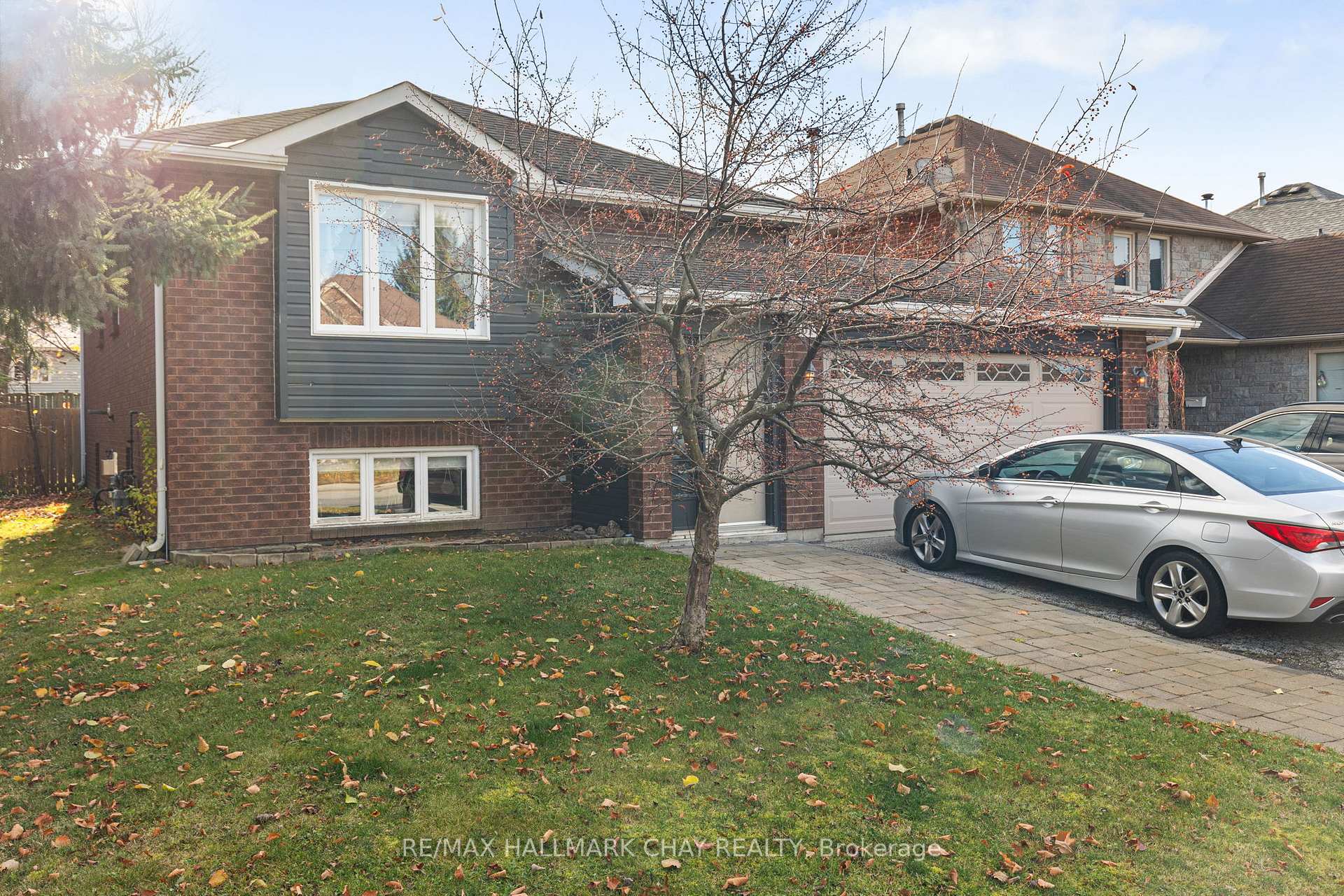 Front of 101 Livingstone Street W