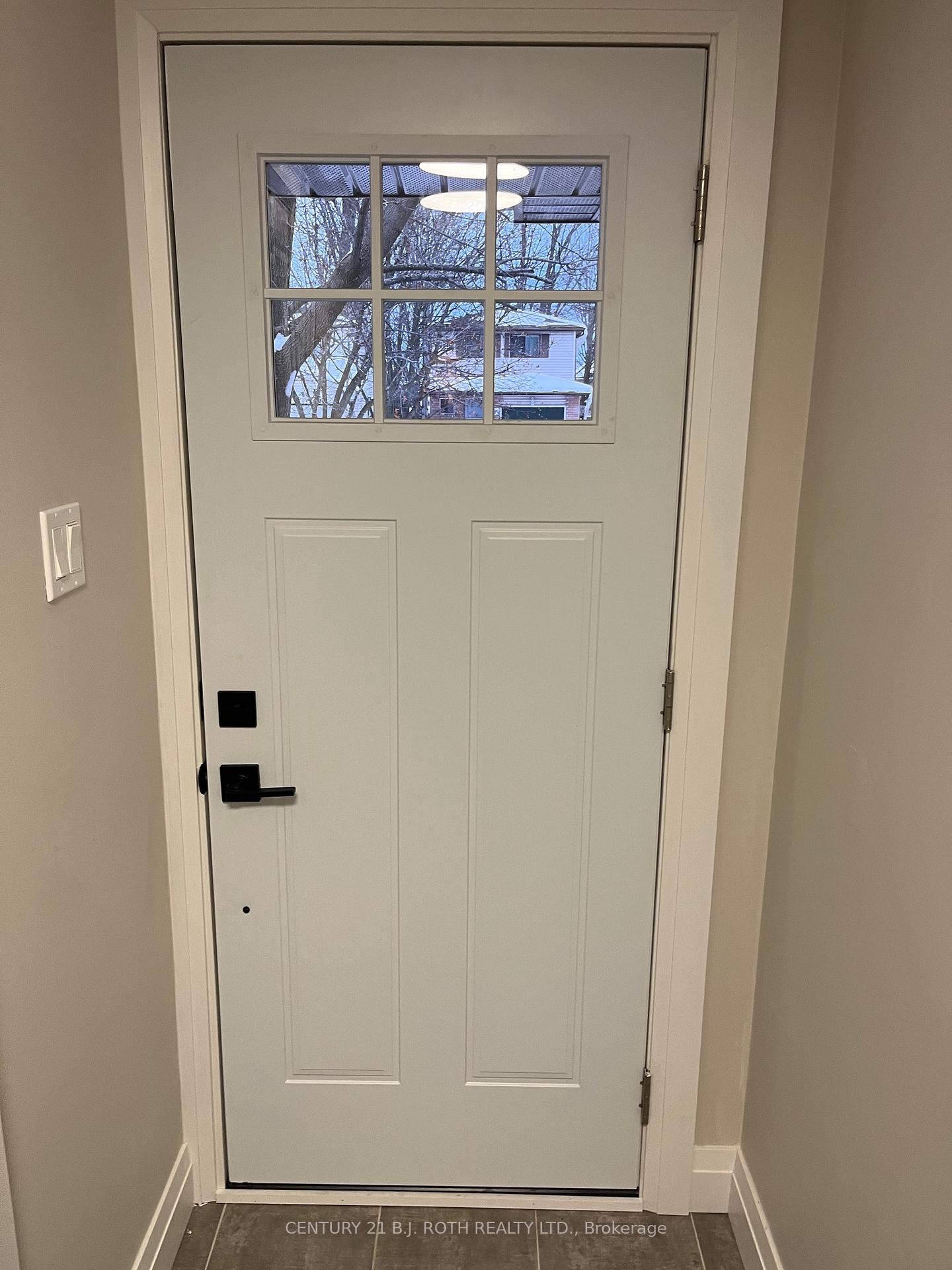 Photo 8 of 190 Hickling Trail, Barrie, Grove East — HOMEH
