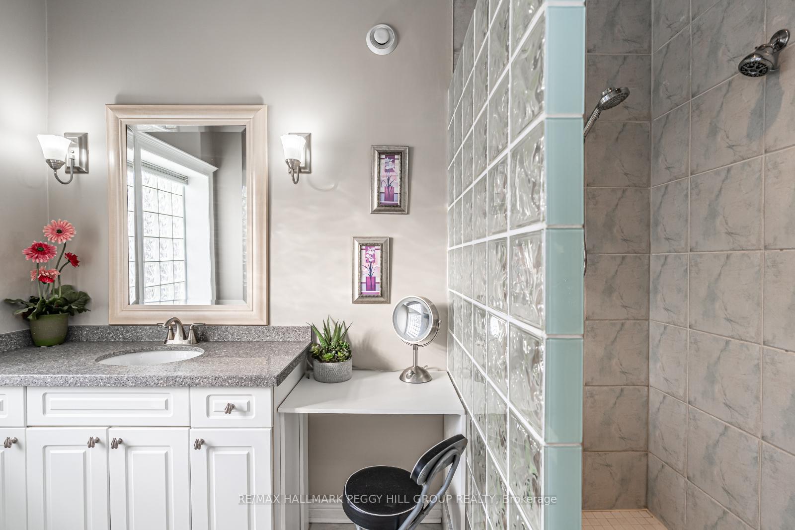 Photo 10 of 128 Wildwood Trail, Barrie, Ardagh — HOMEH