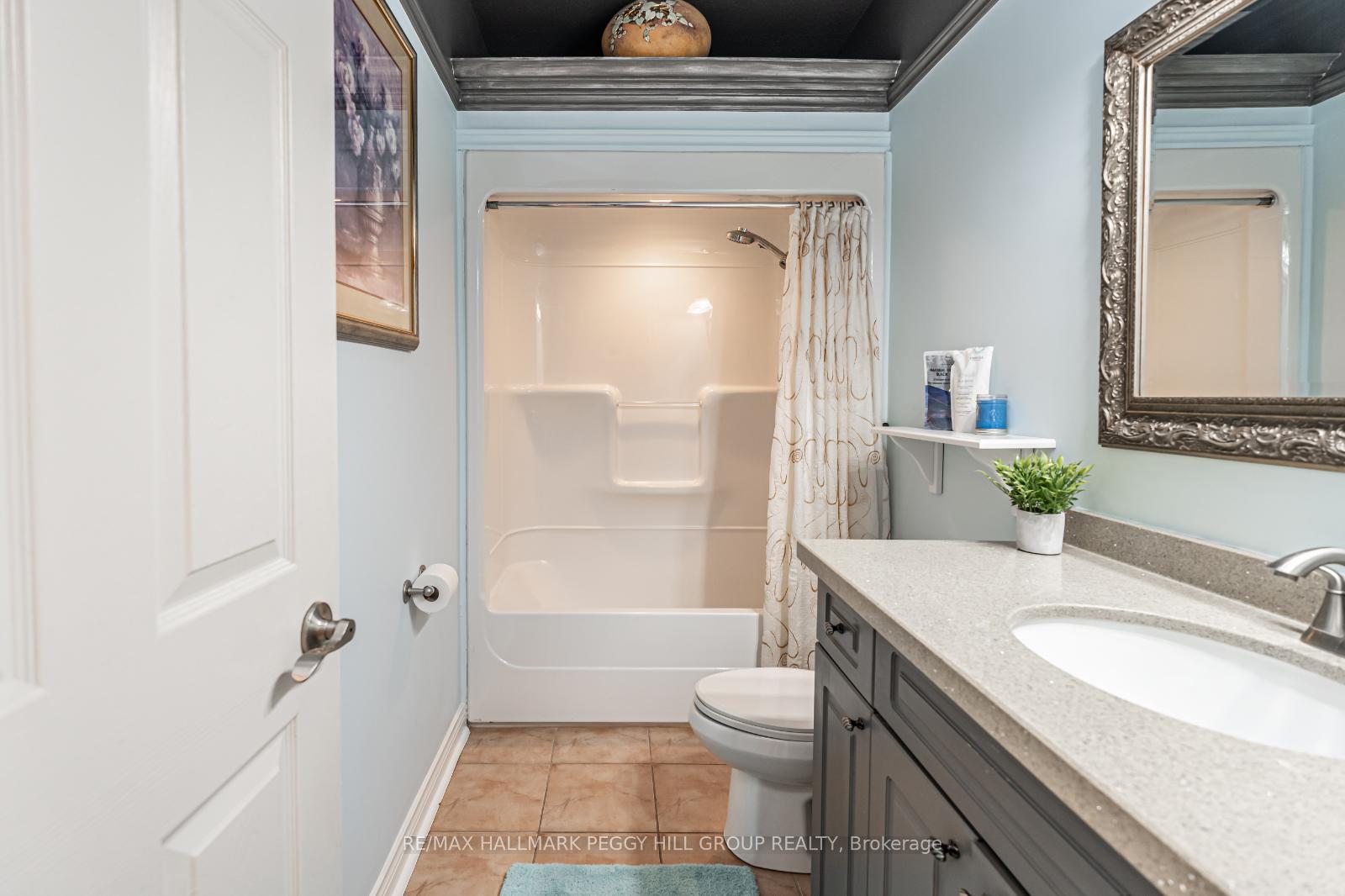 Photo 13 of 128 Wildwood Trail, Barrie, Ardagh — HOMEH