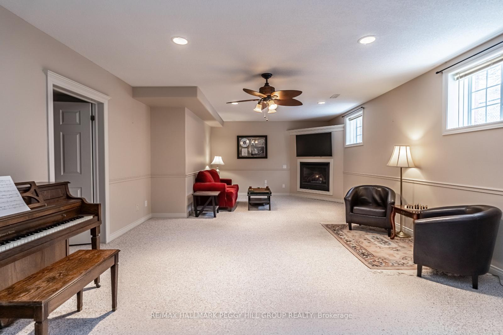 Photo 14 of 128 Wildwood Trail, Barrie, Ardagh — HOMEH