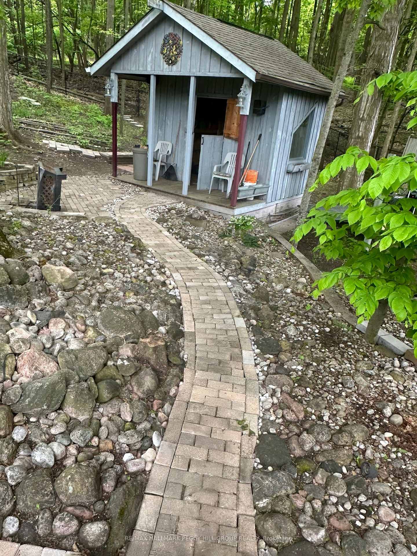 Photo 31 of 128 Wildwood Trail, Barrie, Ardagh — HOMEH