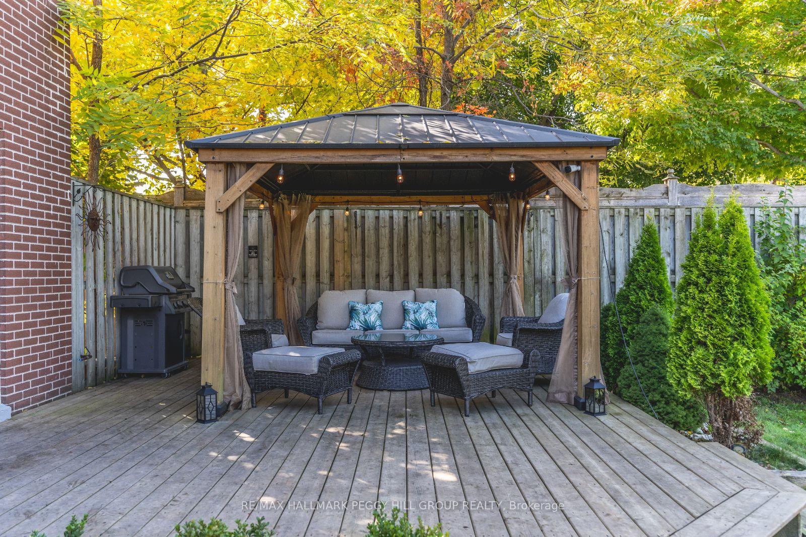 Photo 17 of 42 Ottaway Avenue, Barrie, Wellington — HOMEH