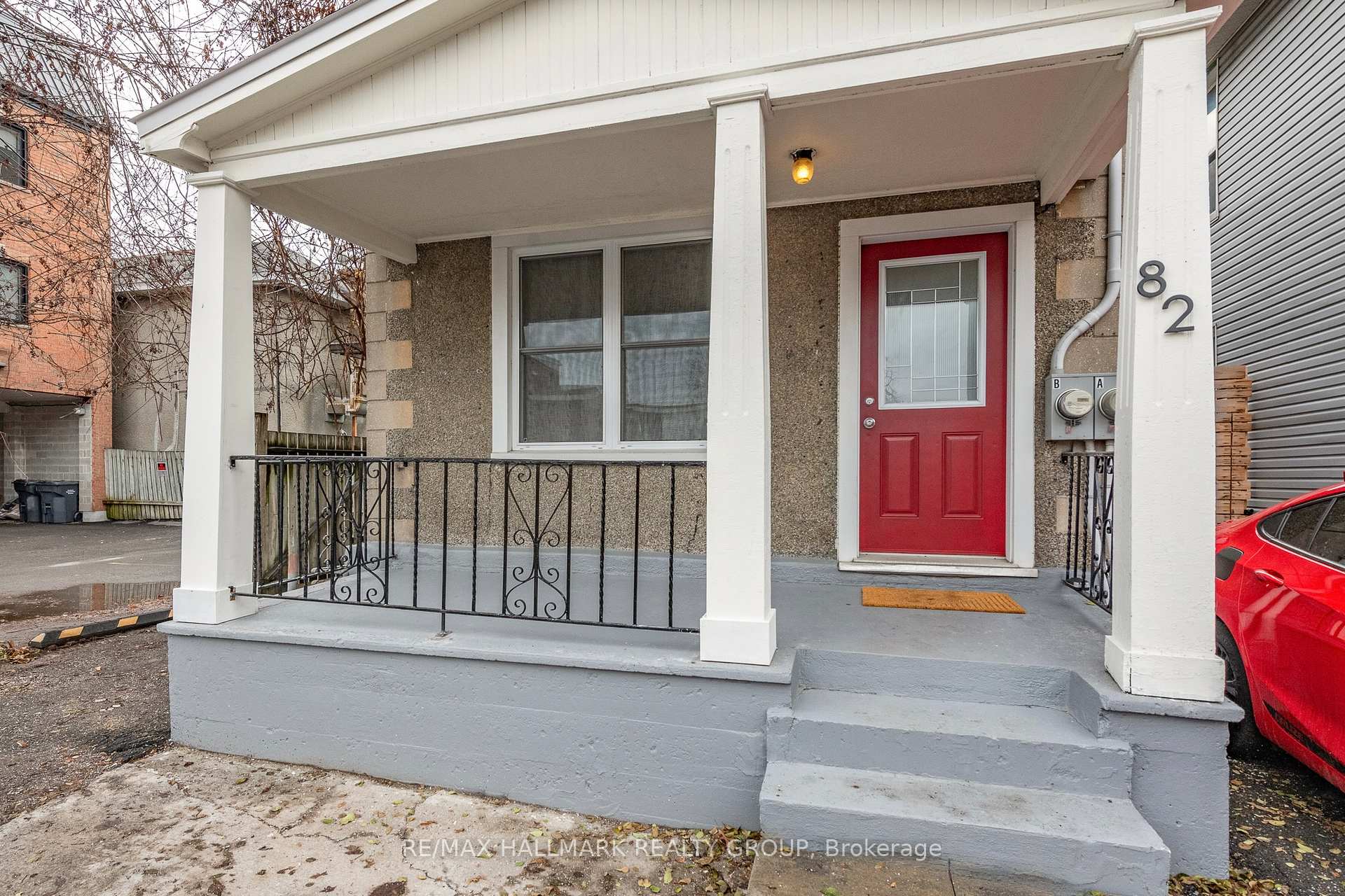 Photo 3 of 82 Beech Street, Ottawa, West Centre Town — HOMEH