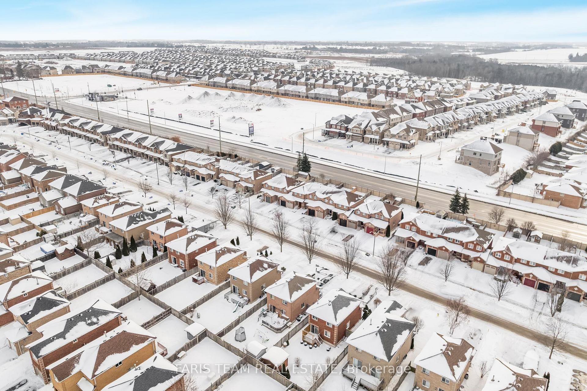 Photo 14 of 111 Nathan Crescent, Barrie, Painswick South — HOMEH
