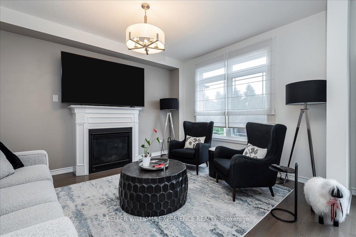 Photo 10 of 74 Megan Crescent, Barrie, Holly — HOMEH