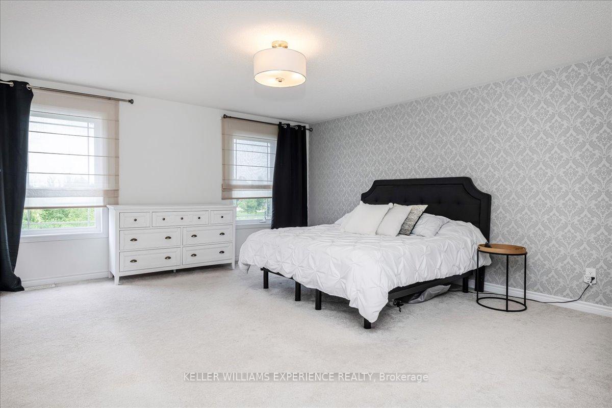 Photo 14 of 74 Megan Crescent, Barrie, Holly — HOMEH