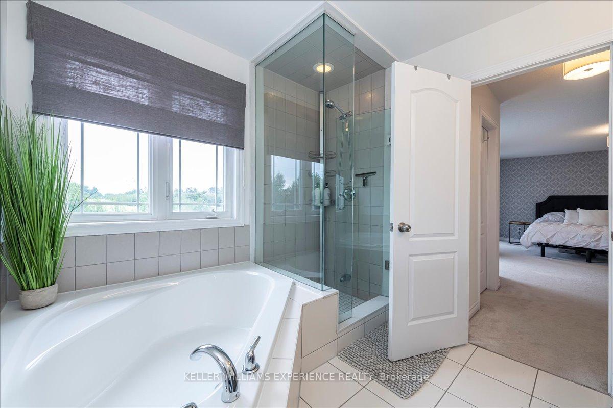 Photo 16 of 74 Megan Crescent, Barrie, Holly — HOMEH