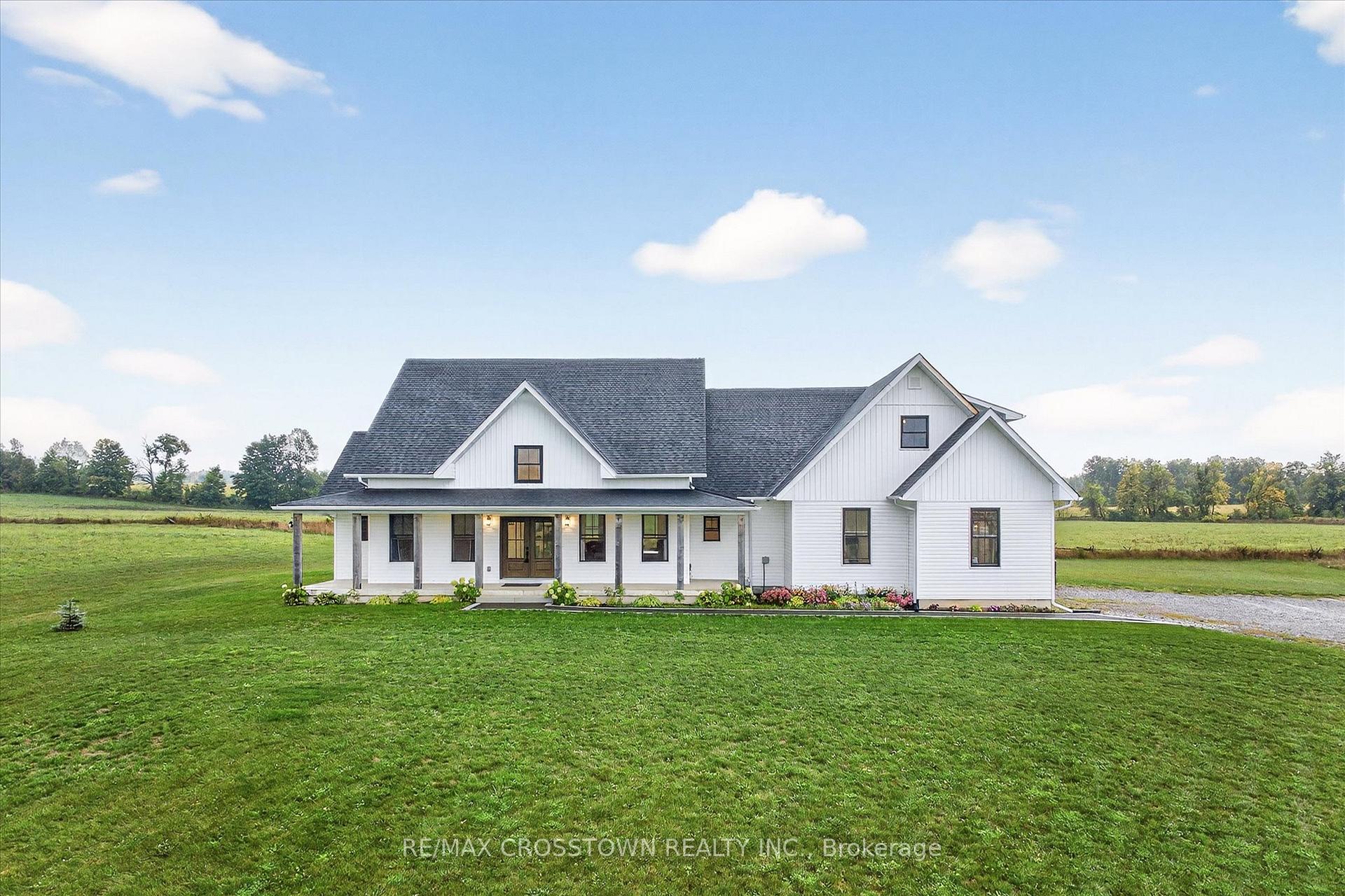 Front of 613 County Rd 8