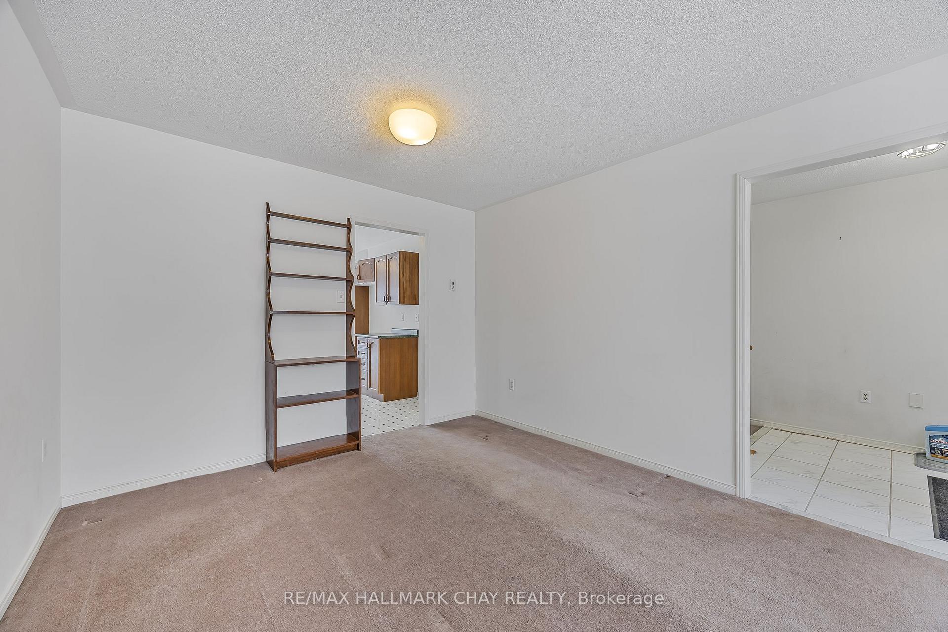 Photo 9 of 293 Cox Mill Road, Barrie, Bayshore — HOMEH