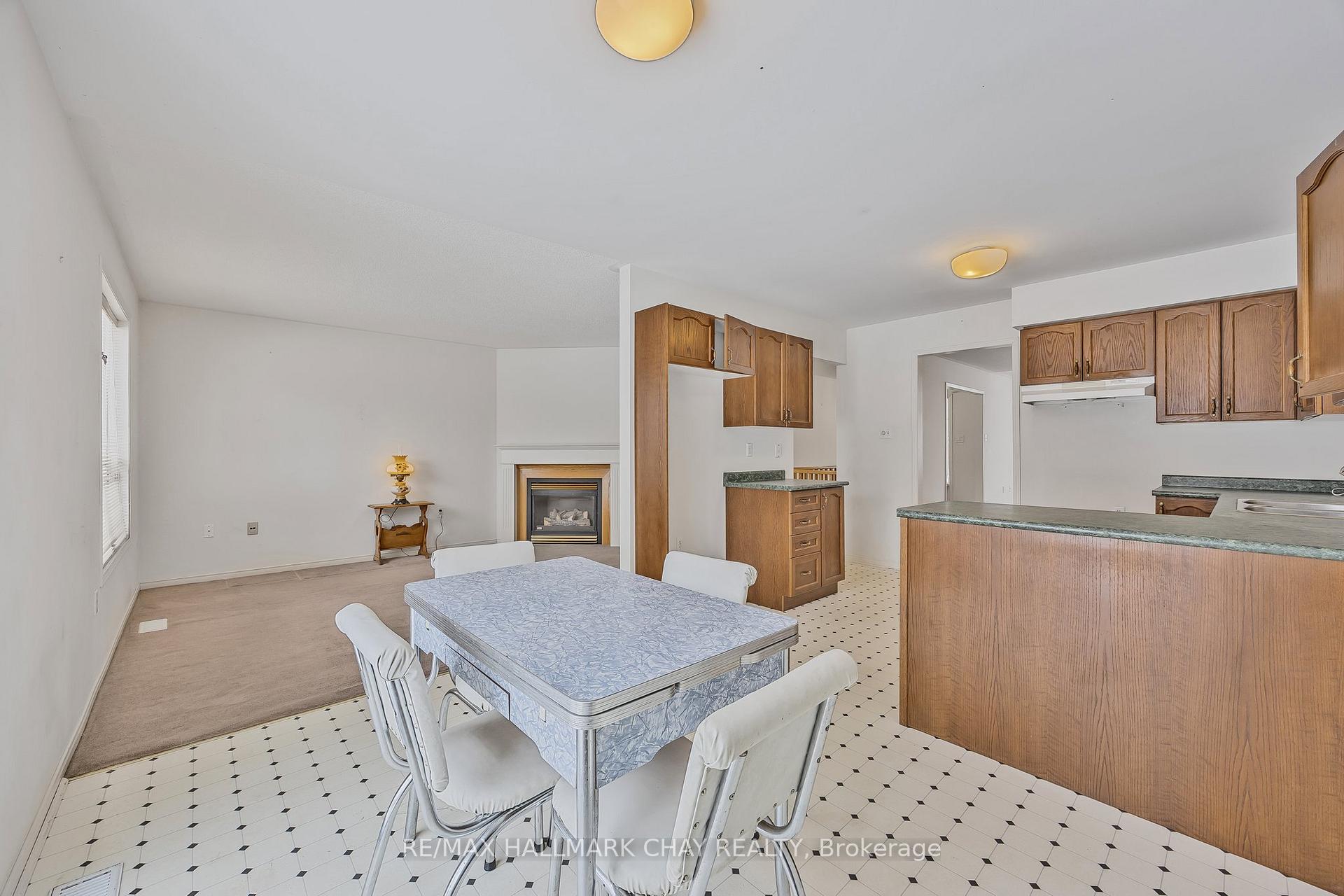 Photo 16 of 293 Cox Mill Road, Barrie, Bayshore — HOMEH