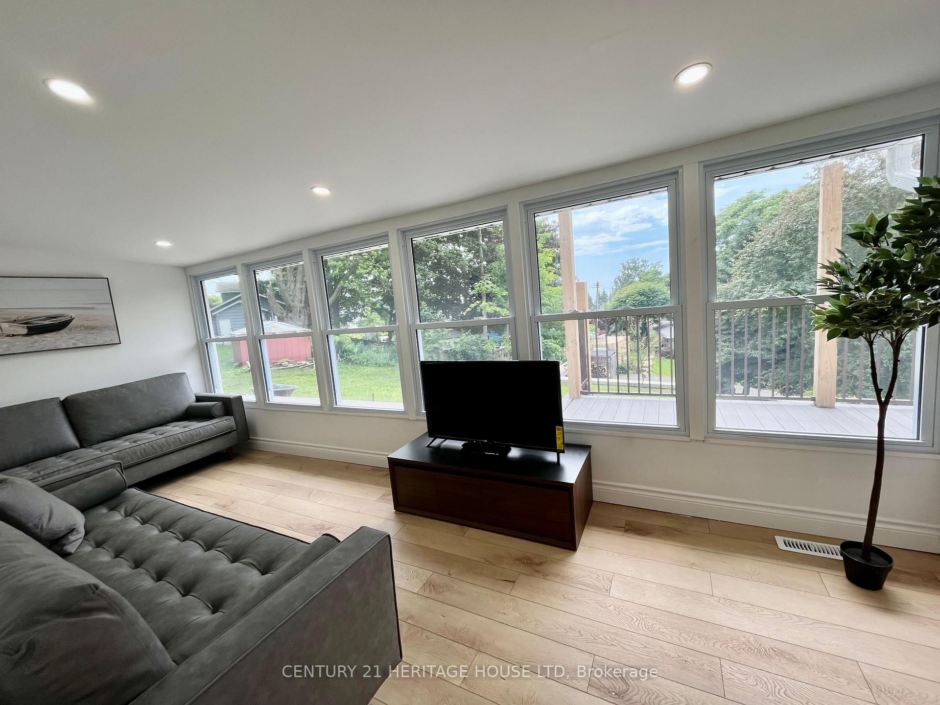 Photo 20 of 3490 Waneeta Drive, Malahide, Rural Malahide — HOMEH
