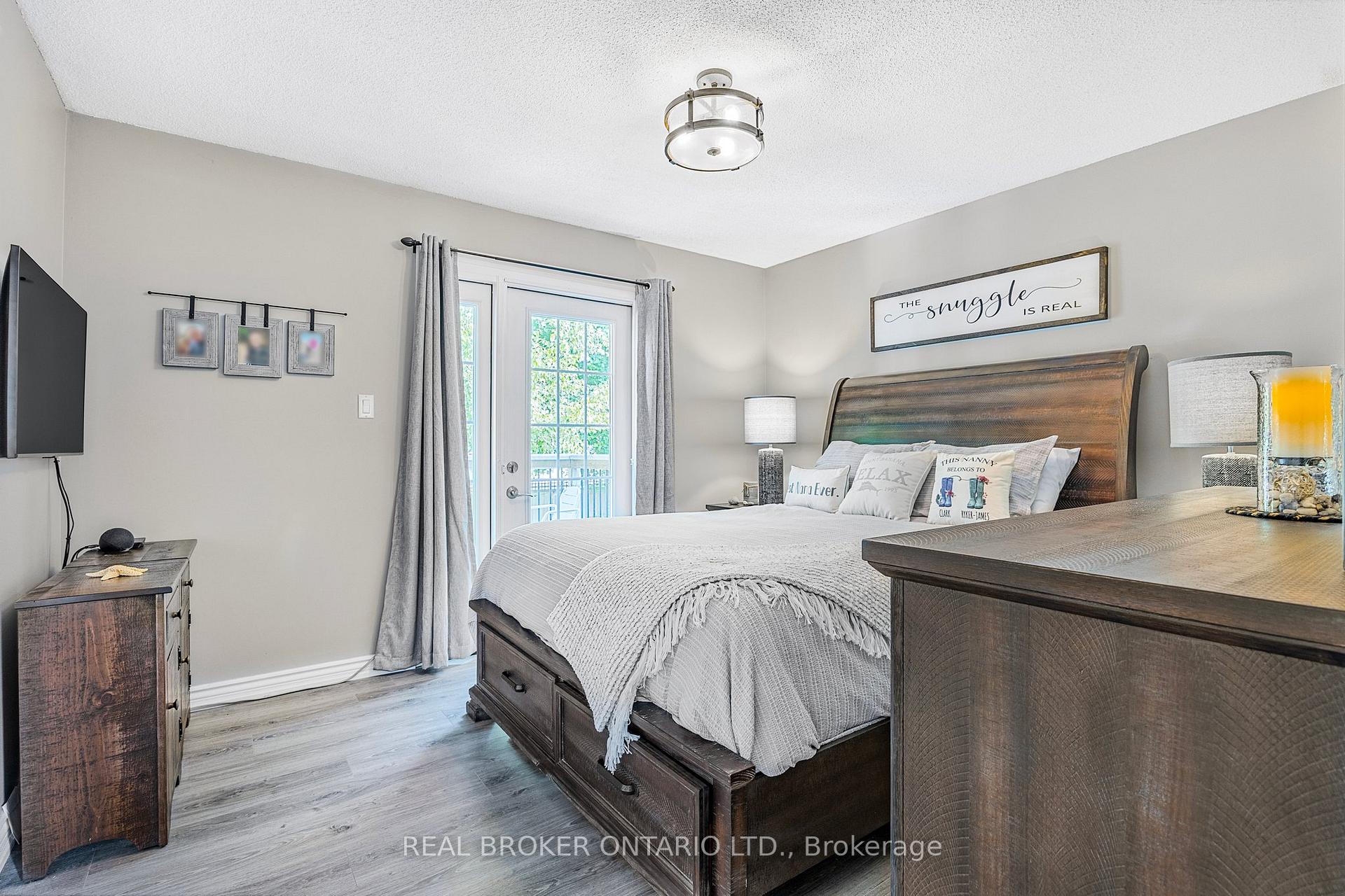 Photo 17 of 22 Patterson Place, Barrie, Ardagh — HOMEH