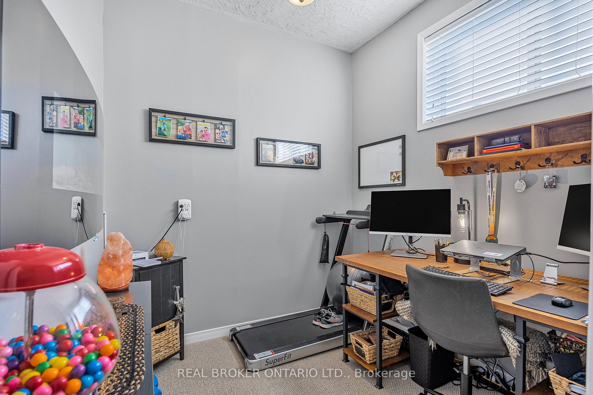 Photo 27 of 22 Patterson Place, Barrie, Ardagh — HOMEH