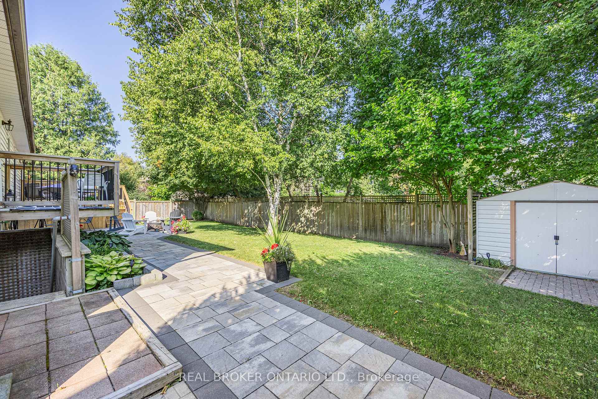 Photo 32 of 22 Patterson Place, Barrie, Ardagh — HOMEH