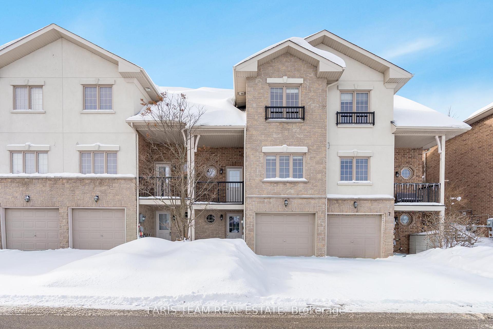 Photo 2 of Unit 8, 175 Stanley Street, Barrie, East Bayfield — HOMEH
