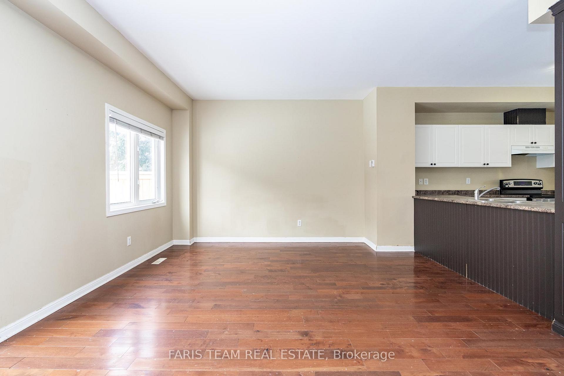 Photo 9 of Unit 8, 175 Stanley Street, Barrie, East Bayfield — HOMEH