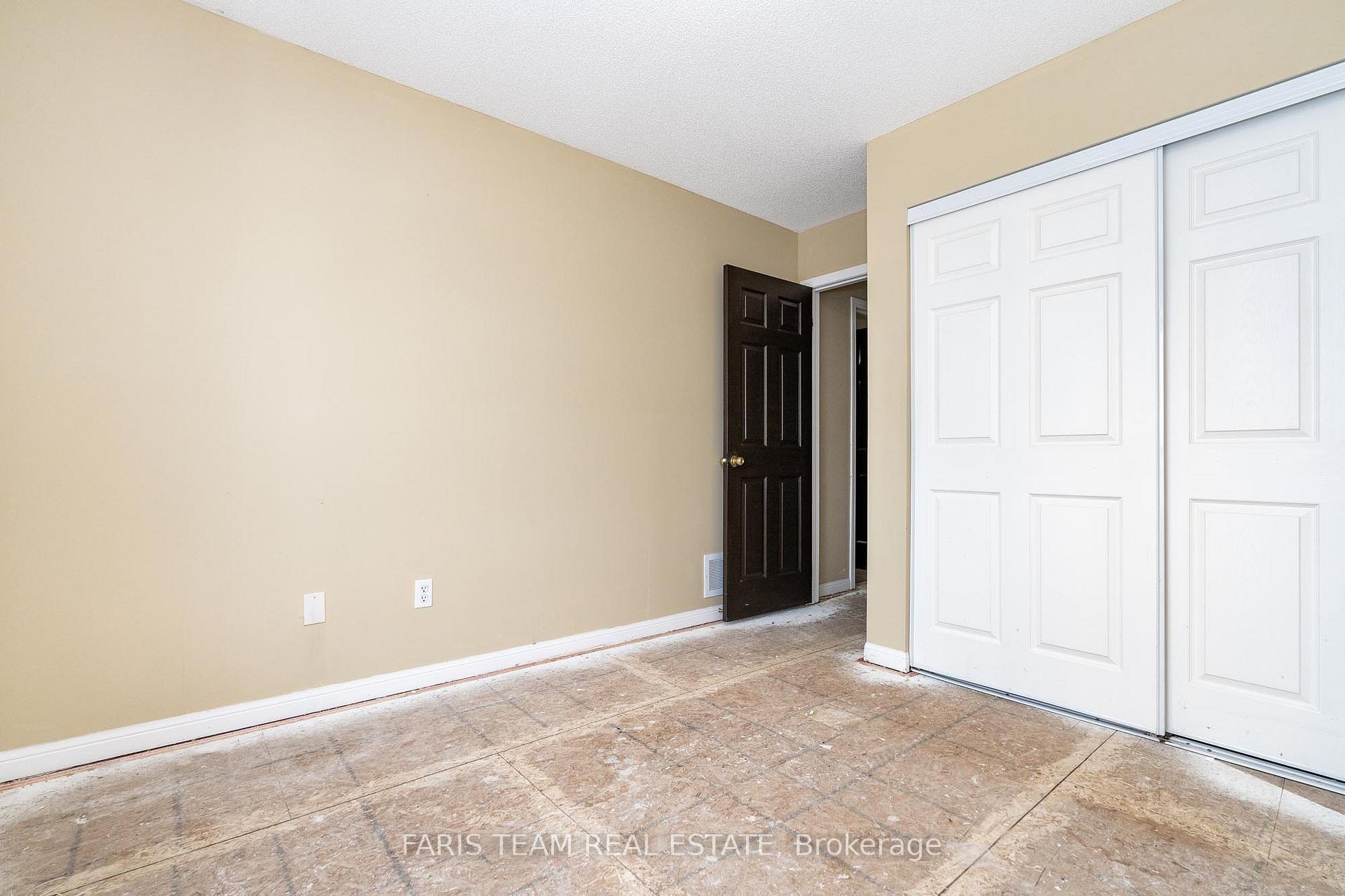 Photo 15 of Unit 8, 175 Stanley Street, Barrie, East Bayfield — HOMEH