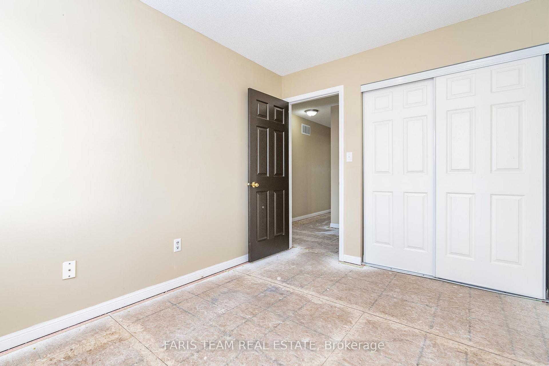 Photo 17 of Unit 8, 175 Stanley Street, Barrie, East Bayfield — HOMEH