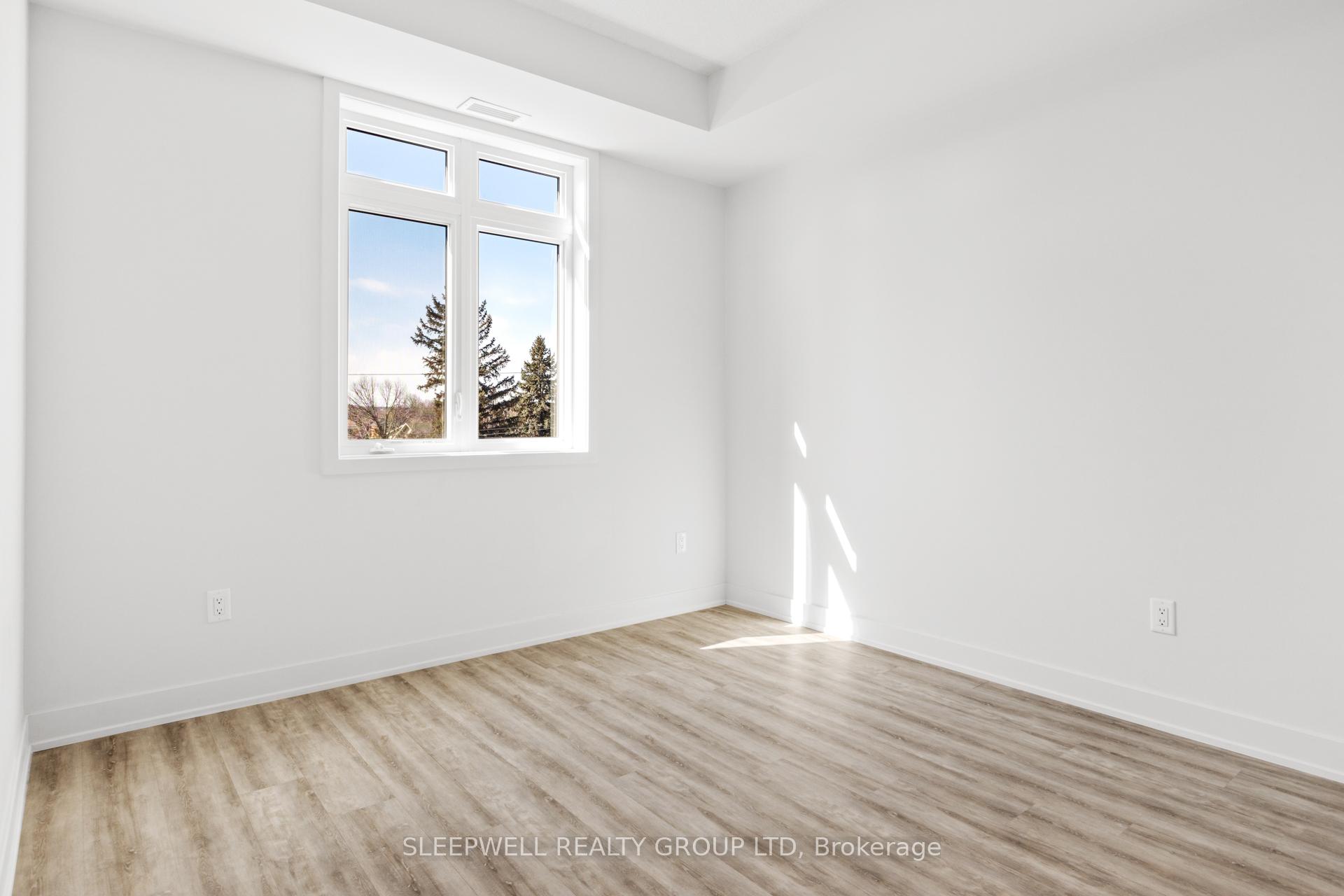 Photo 12 of Unit 204, 3 Bedale Drive, Ottawa, Crystal Beach — HOMEH