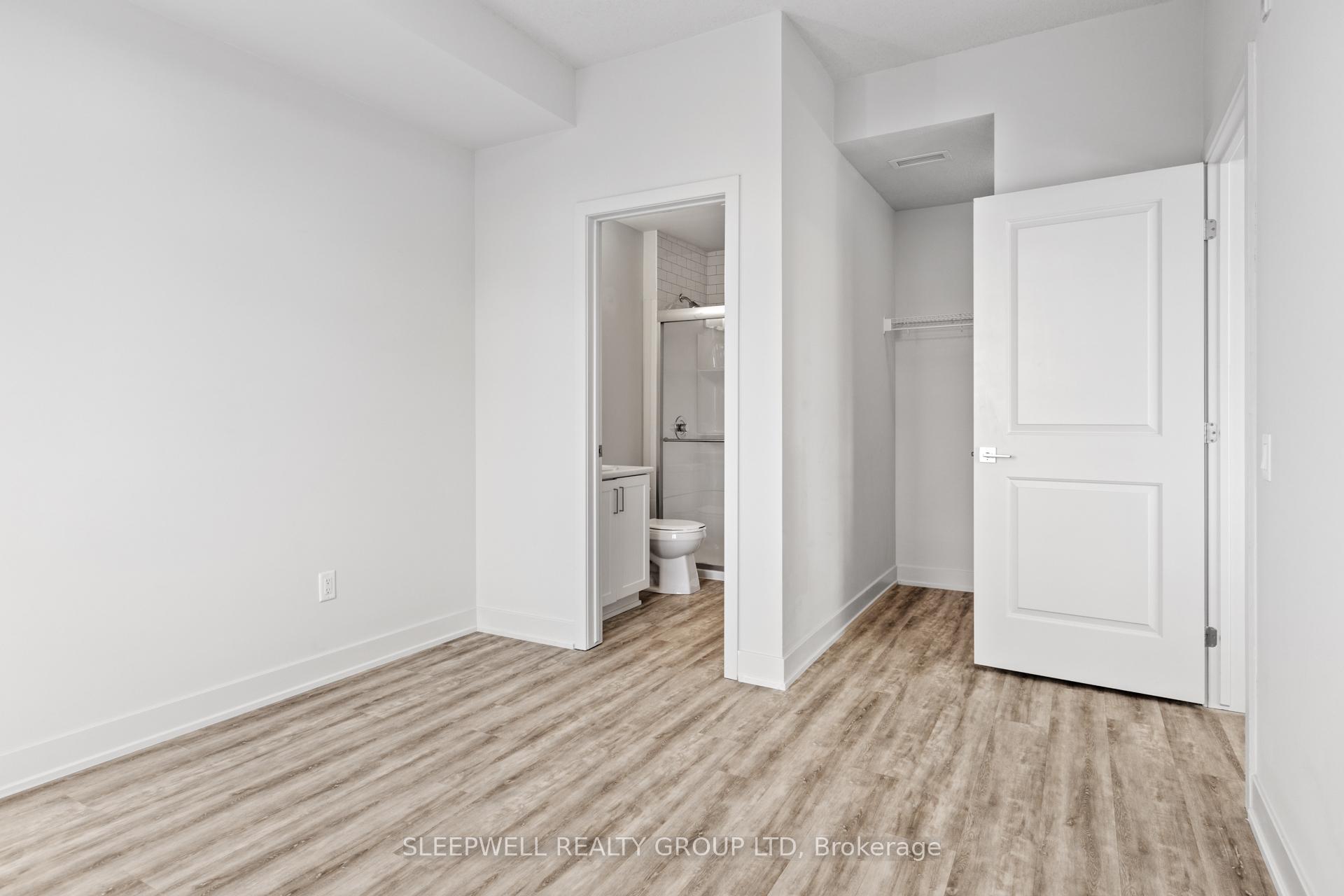 Photo 13 of Unit 204, 3 Bedale Drive, Ottawa, Crystal Beach — HOMEH
