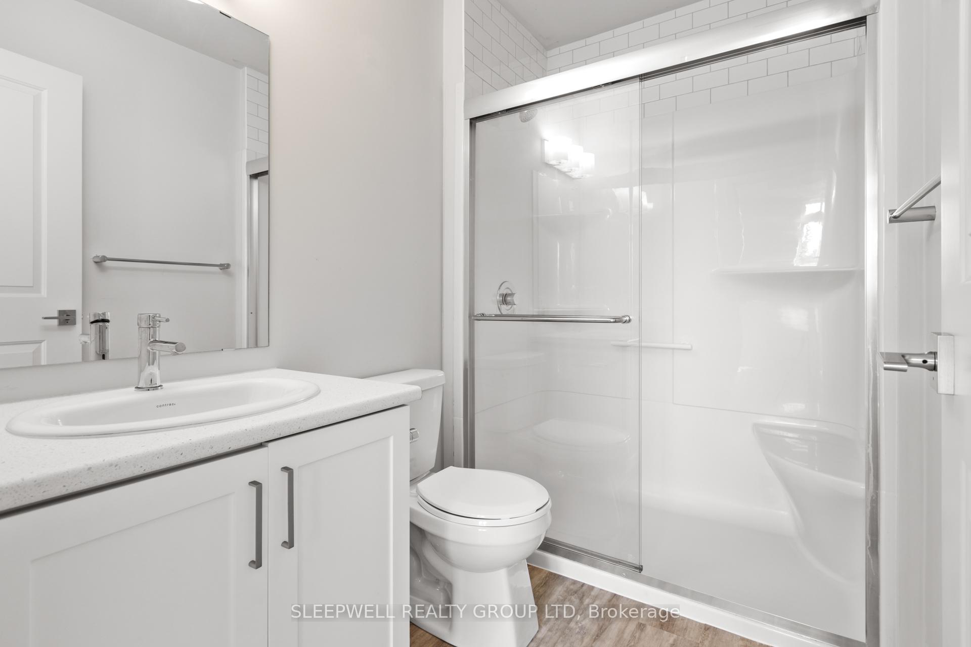 Photo 15 of Unit 204, 3 Bedale Drive, Ottawa, Crystal Beach — HOMEH