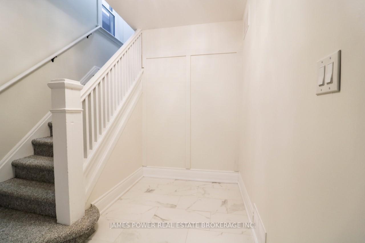Photo 3 of 52 Spadina Avenue, Hamilton, Stripley — HOMEH