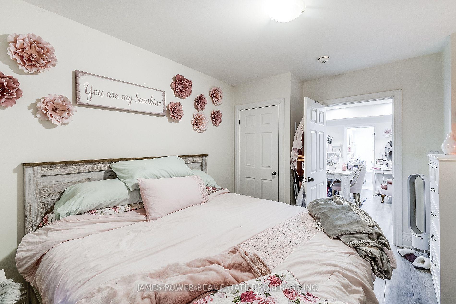 Photo 9 of 52 Spadina Avenue, Hamilton, Stripley — HOMEH