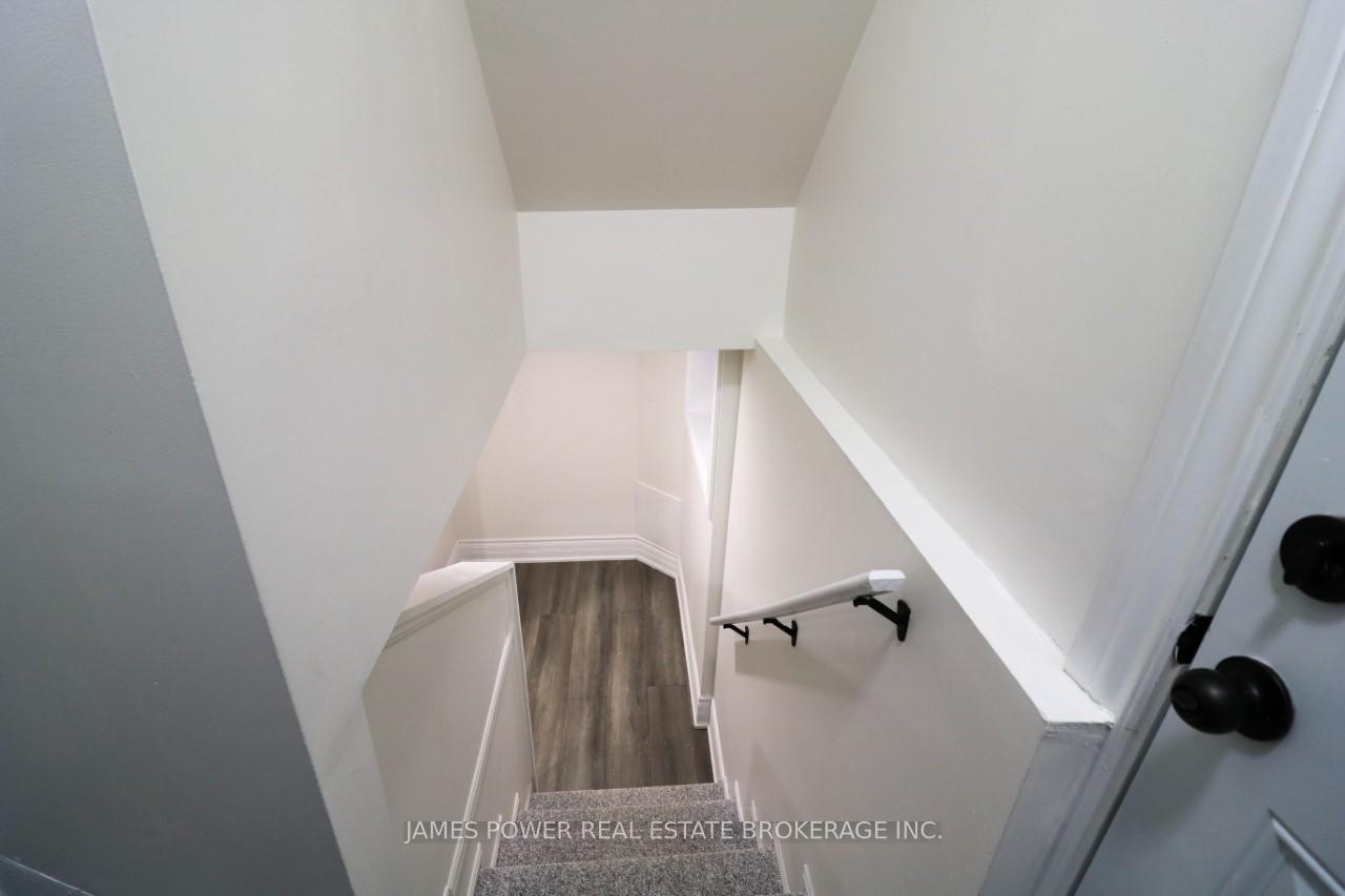 Photo 19 of 52 Spadina Avenue, Hamilton, Stripley — HOMEH
